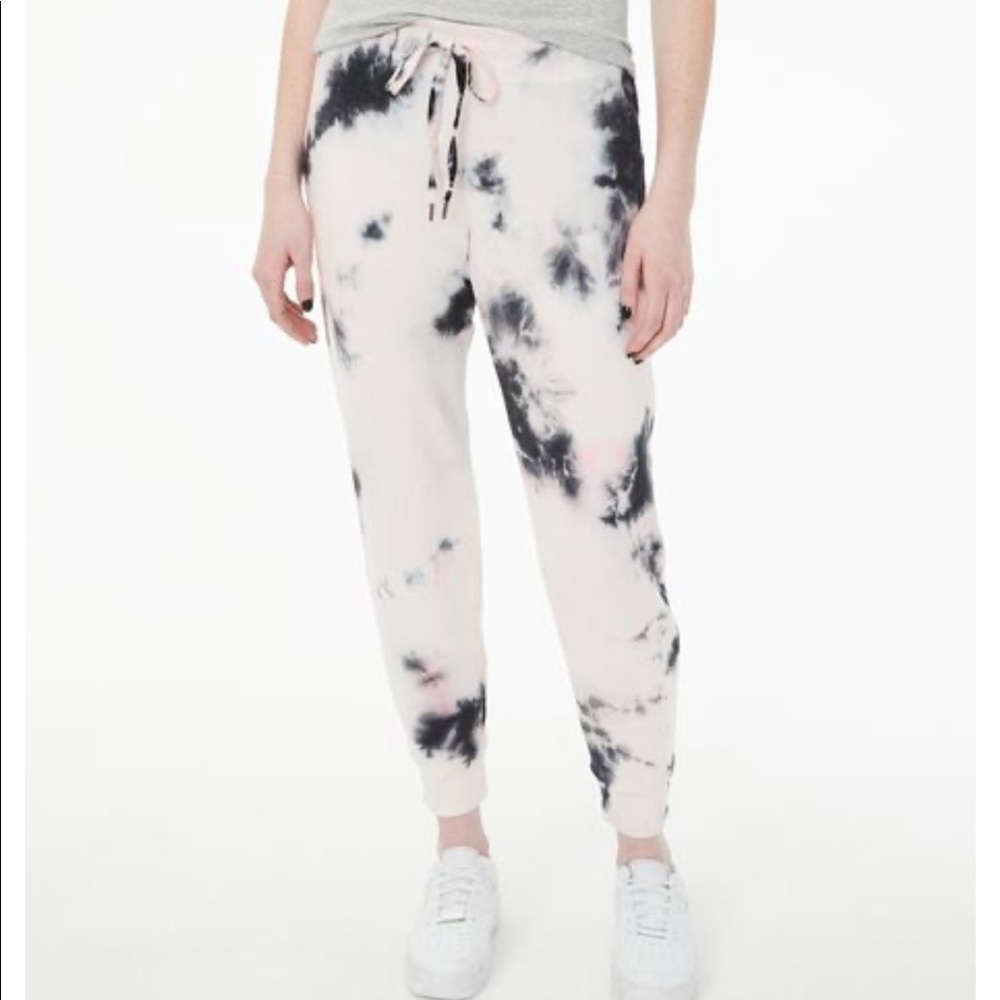 Aeropostale Tie Dye Sweatpants & Sweatshirt Set